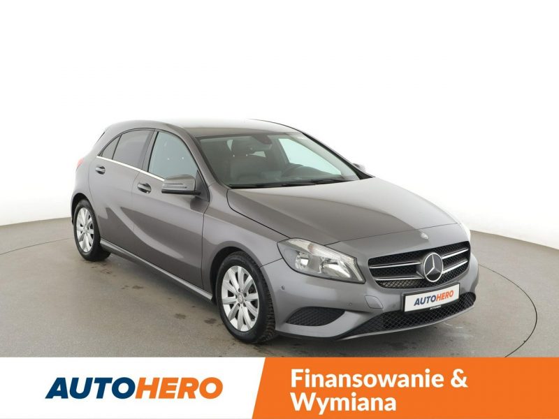 Mercedes A 180 skóra navi kamera i czujniki parkowania klima grzane fotele W176 (2012-)