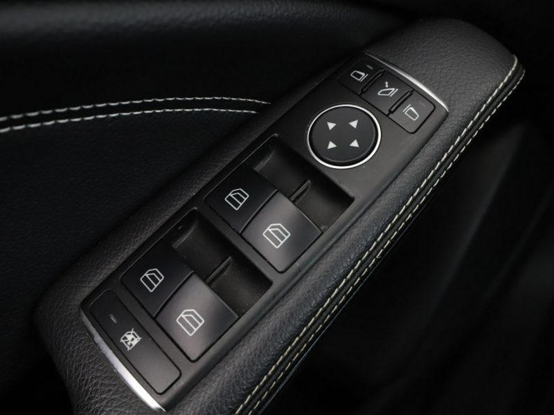 Mercedes A 180 skóra navi kamera i czujniki parkowania klima grzane fotele W176 (2012-)
