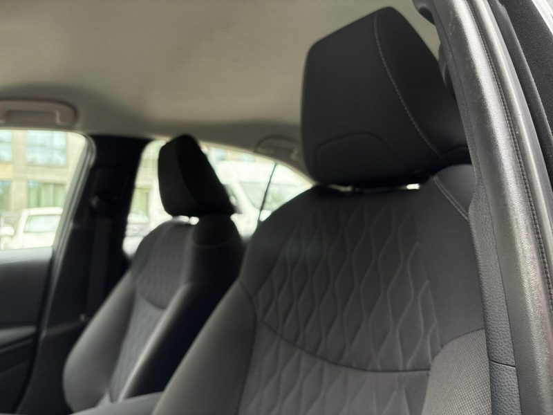 Toyota Corolla 1.8 Hybrid COMFORT TECH, salon Polska, gwarancja, FV23% Seria E16 (2012-)