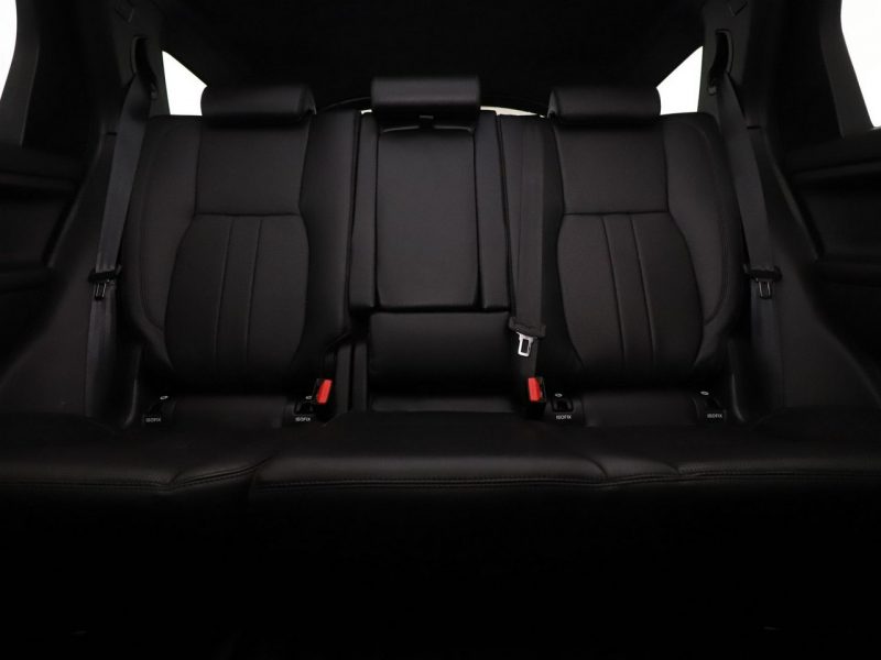 Land Rover Discovery Sport AWD 240KM automat skóra panorama navi kamera grzane fotele ACC hak