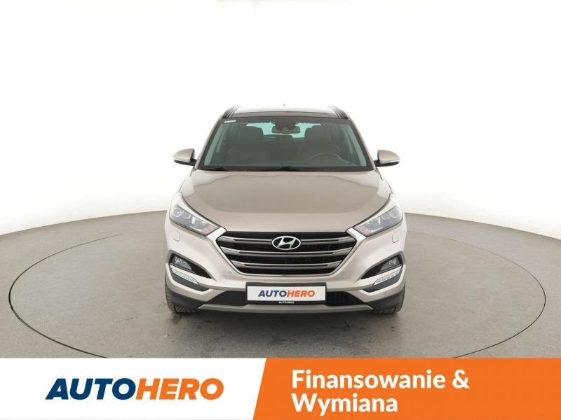 Hyundai Tucson Executive automat 4x4 177KM skóra grzane+wentyl. fotele panorama kamer III (2015-2020)