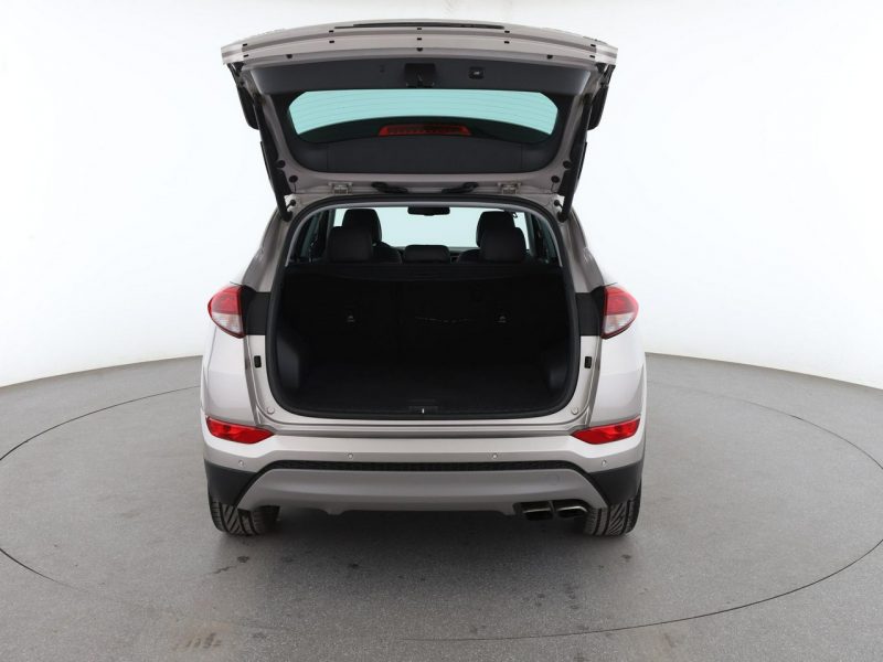 Hyundai Tucson Executive automat 4x4 177KM skóra grzane+wentyl. fotele panorama kamer III (2015-2020)
