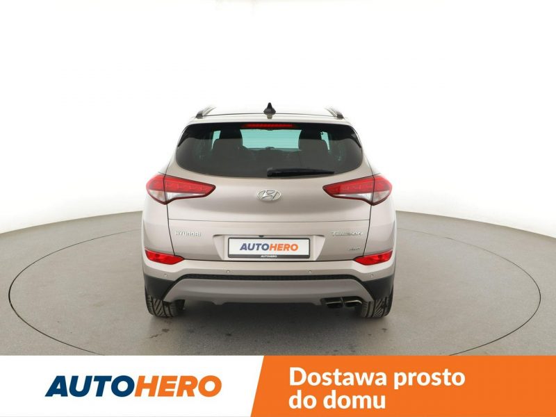 Hyundai Tucson Executive automat 4x4 177KM skóra grzane+wentyl. fotele panorama kamer III (2015-2020)