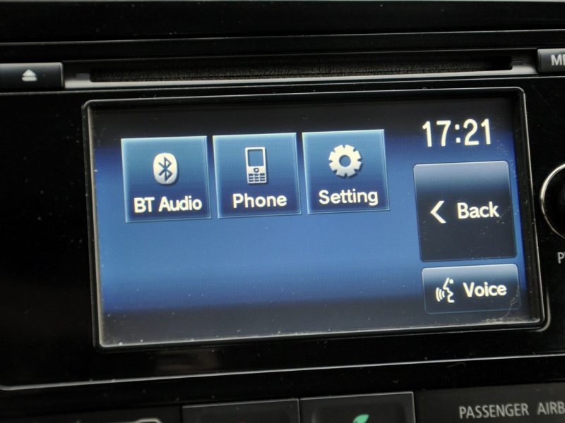 Mitsubishi Outlander 2.2Di-D 150KM /4x4/Automat/PDC/Kamera/Półskóry/Łopatki III (2012-)