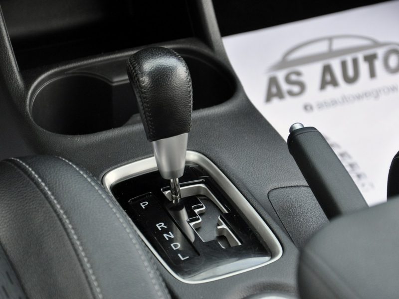 Mitsubishi Outlander 2.2Di-D 150KM /4x4/Automat/PDC/Kamera/Półskóry/Łopatki III (2012-)