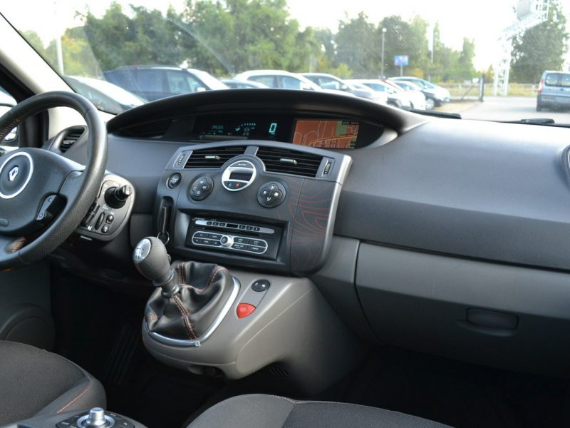 Renault Scenic Conquest Climatronic**Polskie Menu*Tempomat*2.0 135KM*Zadbany