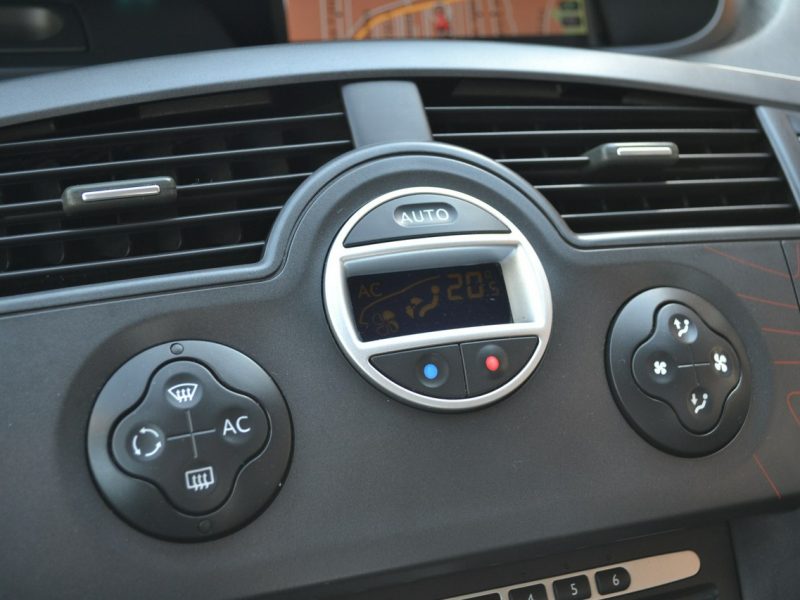 Renault Scenic Conquest Climatronic**Polskie Menu*Tempomat*2.0 135KM*Zadbany