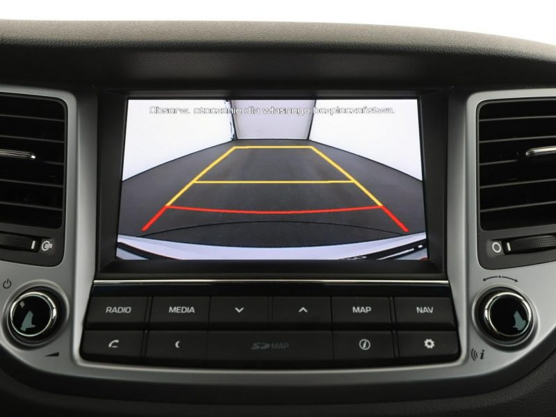 Hyundai Tucson navi klima auto kamera i czujniki parkowania grzane fotele III (2015-2020)