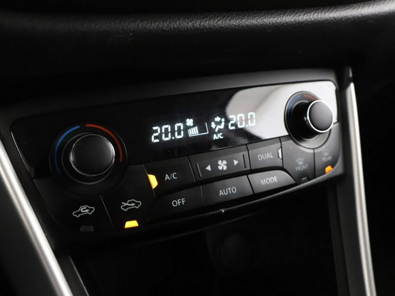 Suzuki SX4 klima auto grzane fotele kamera i czujniki parkowania II (2013-)