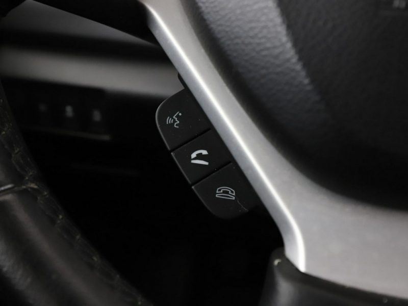 Suzuki SX4 klima auto grzane fotele kamera i czujniki parkowania II (2013-)