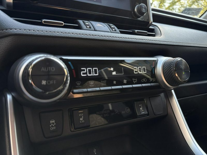 Toyota RAV-4 2.5 HSD COMFORT STYLE, salon Polska, gwarancja, FV23% V (2018)
