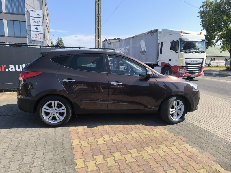 Hyundai ix35 2.0 CRDi 184KM 4x4 Klimatronic Kamera Automat Skóra