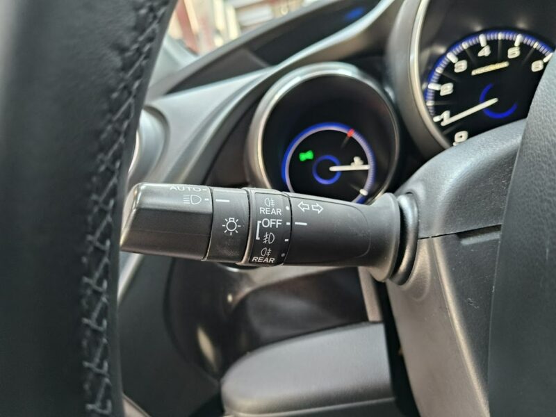 Honda Civic 1.8 142KM MartwePole, Navi,Kamera,ASyst.Pasa,Rozp. Znaków,GrzaneFotele IX (2011-)