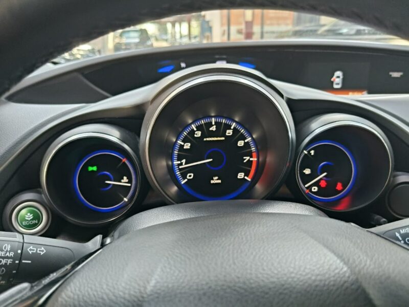 Honda Civic 1.8 142KM MartwePole, Navi,Kamera,ASyst.Pasa,Rozp. Znaków,GrzaneFotele IX (2011-)