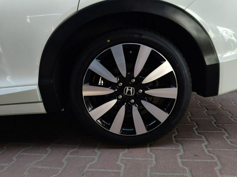 Honda Civic 1.8 142KM MartwePole, Navi,Kamera,ASyst.Pasa,Rozp. Znaków,GrzaneFotele IX (2011-)