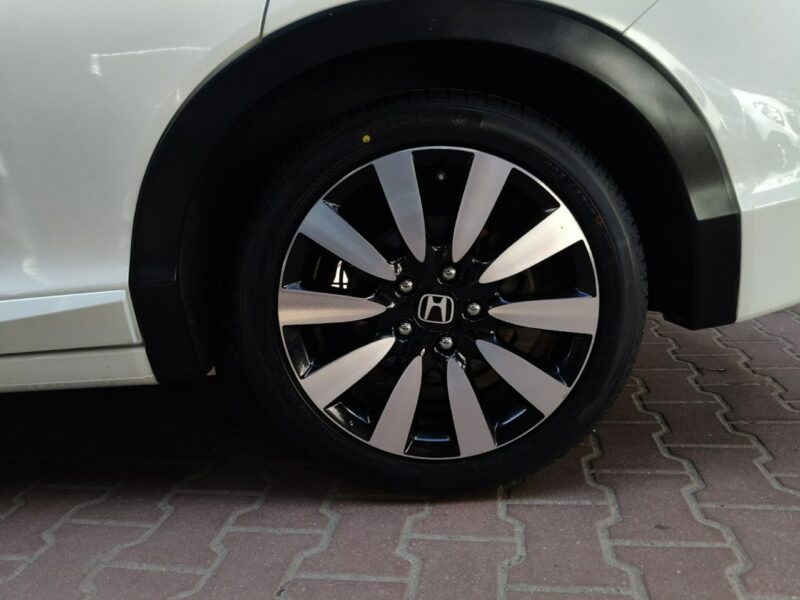 Honda Civic 1.8 142KM MartwePole, Navi,Kamera,ASyst.Pasa,Rozp. Znaków,GrzaneFotele IX (2011-)