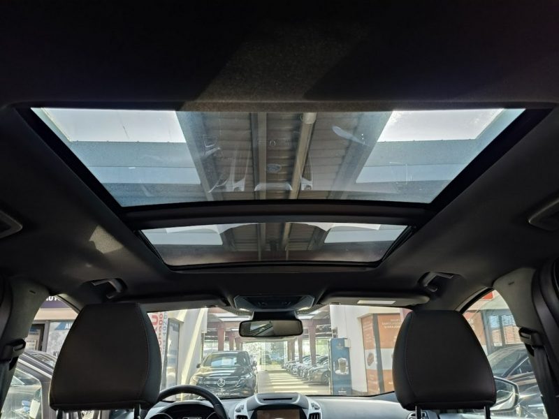 Ford Kuga 2.0 180KM 4x4 ST-Line Automat,Kamera,MartwePole,El.Klapa,Navi,Panorama III (2019-)