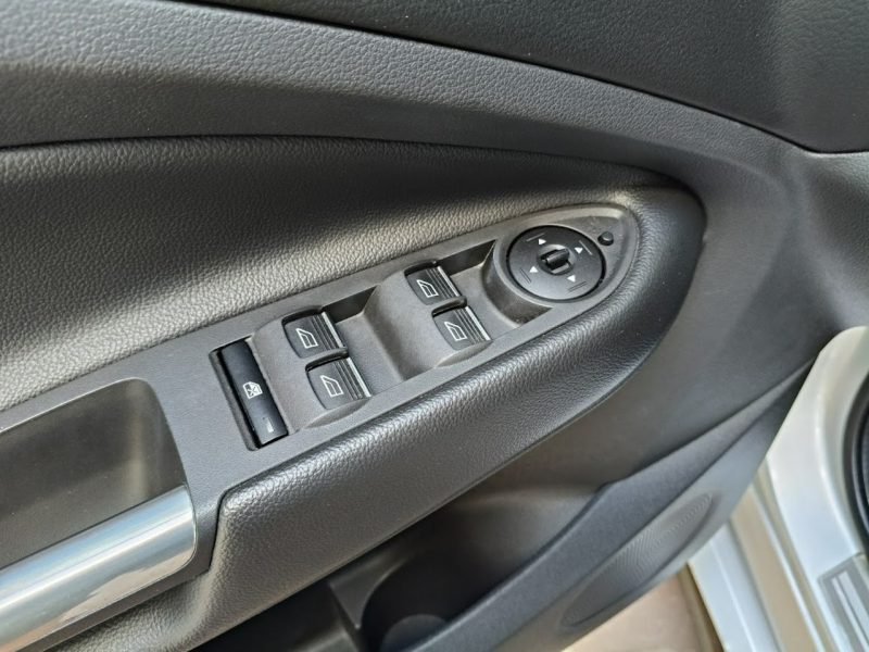 Ford Kuga 2.0 180KM 4x4 ST-Line Automat,Kamera,MartwePole,El.Klapa,Navi,Panorama III (2019-)