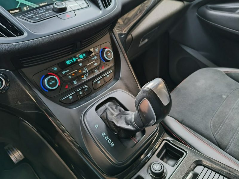 Ford Kuga 2.0 180KM 4x4 ST-Line Automat,Kamera,MartwePole,El.Klapa,Navi,Panorama III (2019-)
