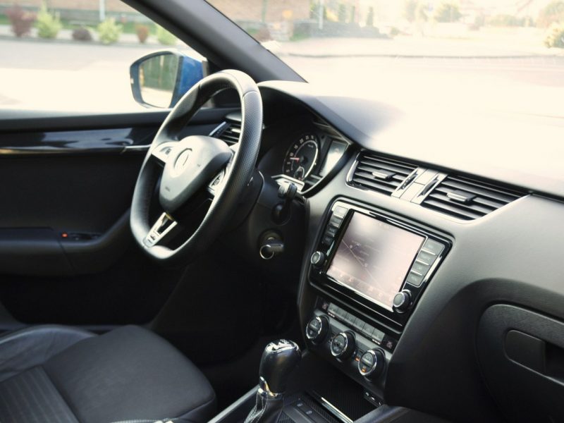 Škoda Octavia 2.0TDI(184KM)*VRS*Bi-Xenon*Led*Navi*Skóry*Asys.Pasa*I Wł*F1*Alu18"ASO III (2013-)