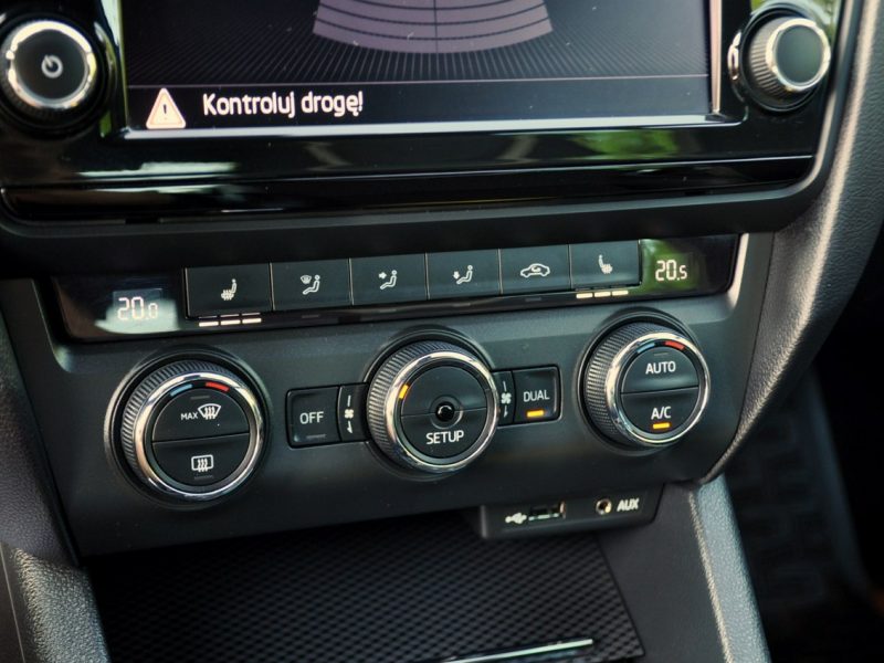 Škoda Octavia 2.0TDI(184KM)*VRS*Bi-Xenon*Led*Navi*Skóry*Asys.Pasa*I Wł*F1*Alu18"ASO III (2013-)