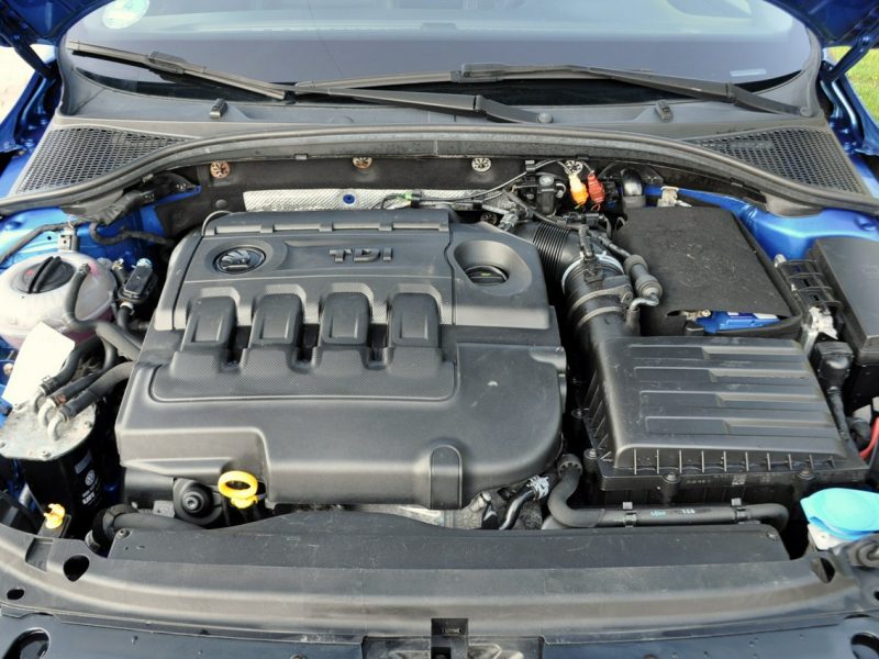 Škoda Octavia 2.0TDI(184KM)*VRS*Bi-Xenon*Led*Navi*Skóry*Asys.Pasa*I Wł*F1*Alu18"ASO III (2013-)