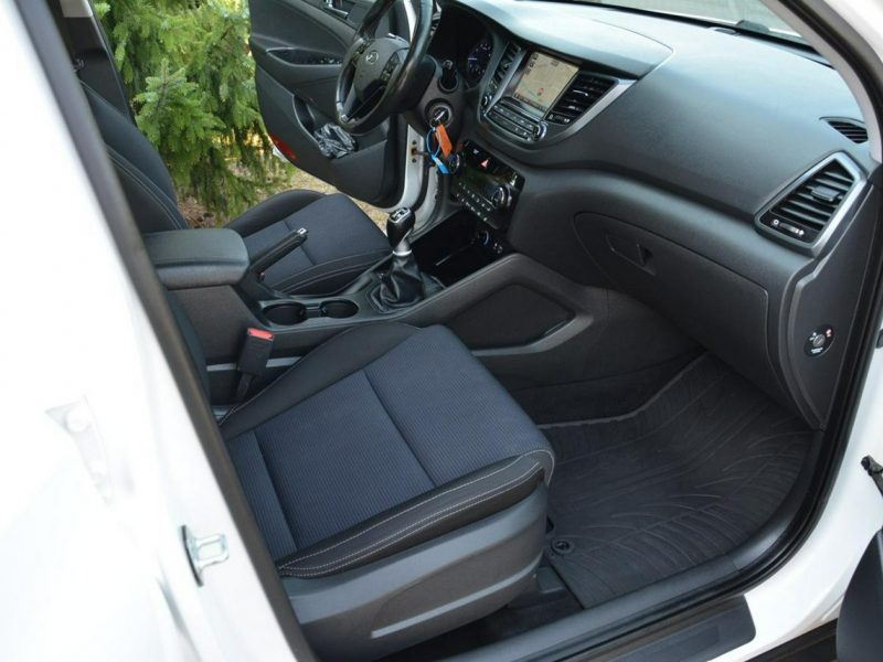 Hyundai Tucson Ledy Duża Navi Kamera Asystent Pasa Grz. Kierownica Parktronic Aso III (2015-2020)