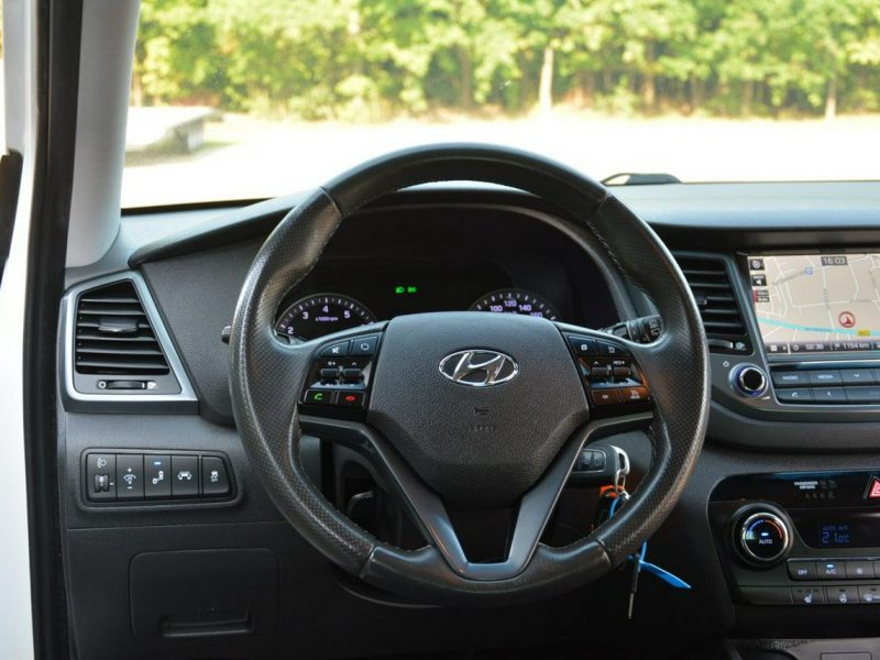 Hyundai Tucson Ledy Duża Navi Kamera Asystent Pasa Grz. Kierownica Parktronic Aso III (2015-2020)