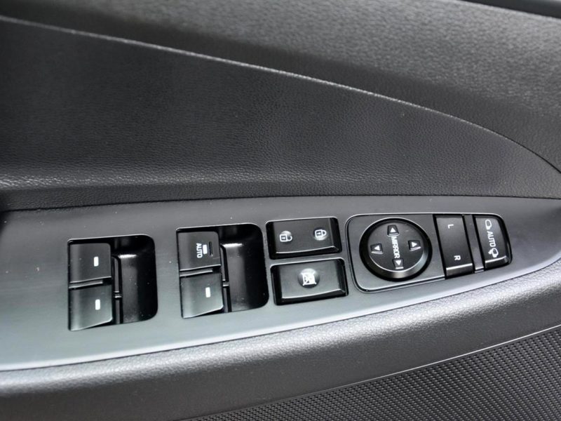 Hyundai Tucson Ledy Duża Navi Kamera Asystent Pasa Grz. Kierownica Parktronic Aso III (2015-2020)