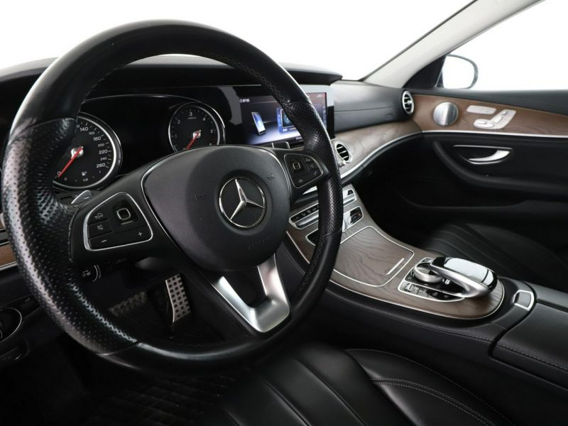 Mercedes E 220 FV23% 4X4 Automat Navi Klimatyzacja Podgrzewane fotele Bluetooth W213 (2016-)
