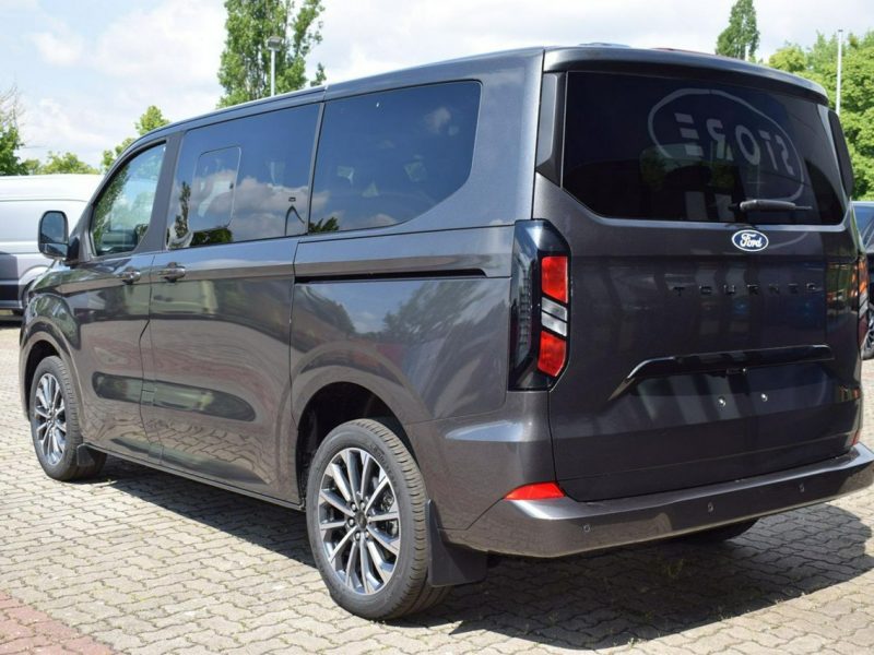 Ford Tourneo Custom 4x4 L2 Titanium X Kamera 360 Elektr. Drzwi Niska Cena 3432 zł