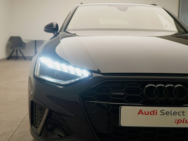 Audi A4 40 TDI Quattro S-Line Virtual LED Kamera Hak Pakiet Czerń ACC B9 (2015-)