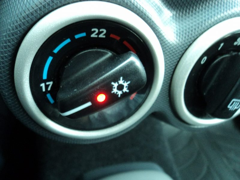 Smart Forfour sprzedam ładnega SMARTA FORFOUR 1.2 B 75 KM malutki przebieg udziel.GW I (2004-2006)