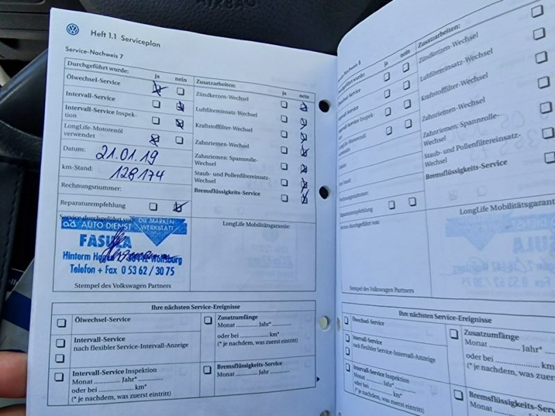 Volkswagen Golf (Nr. 123) 1.4 benzyna, klima, niski przebieg V (2003-2008)