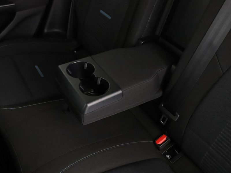 Ford Focus automat mHEV full LED virtual cocpit navi klima auto Mk4 (2018-)