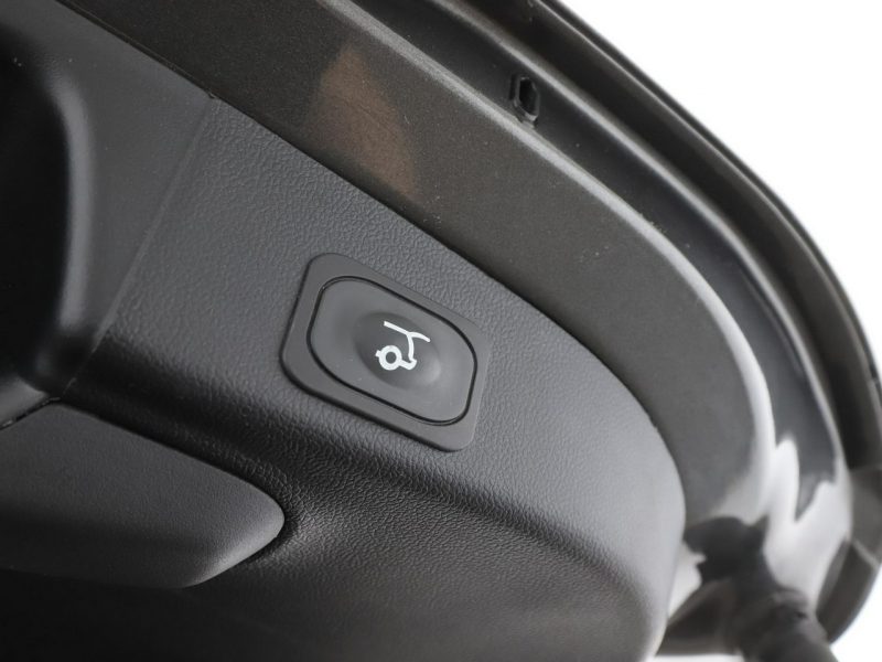 Ford Focus automat mHEV full LED virtual cocpit navi klima auto Mk4 (2018-)