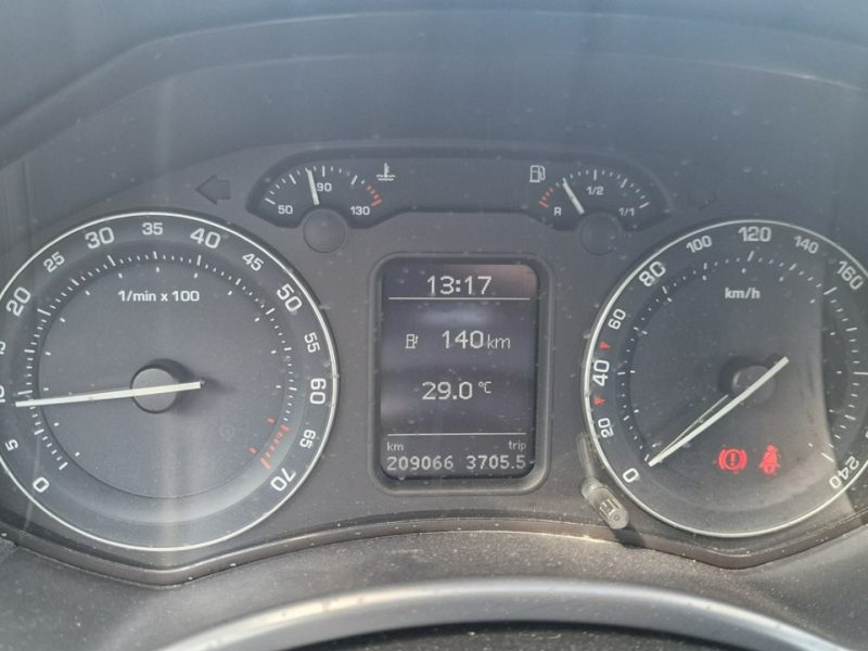 Škoda Octavia (Nr. 135 ) Octavia II 1.6 Benzyna, Klima, parktronik II (2004-2013)