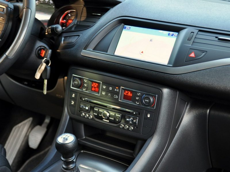 Citroen C5 2.0HDI(163KM)*Lift*Led*Duża Navi*Welur*Reling*2xParktronik*Alu17"ASO III (2008-)
