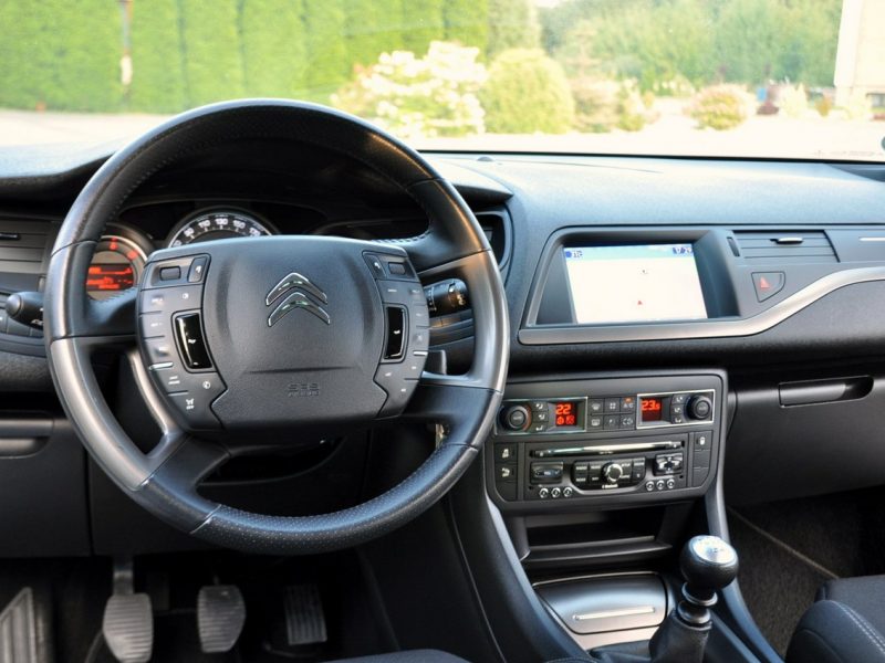 Citroen C5 2.0HDI(163KM)*Lift*Led*Duża Navi*Welur*Reling*2xParktronik*Alu17"ASO III (2008-)