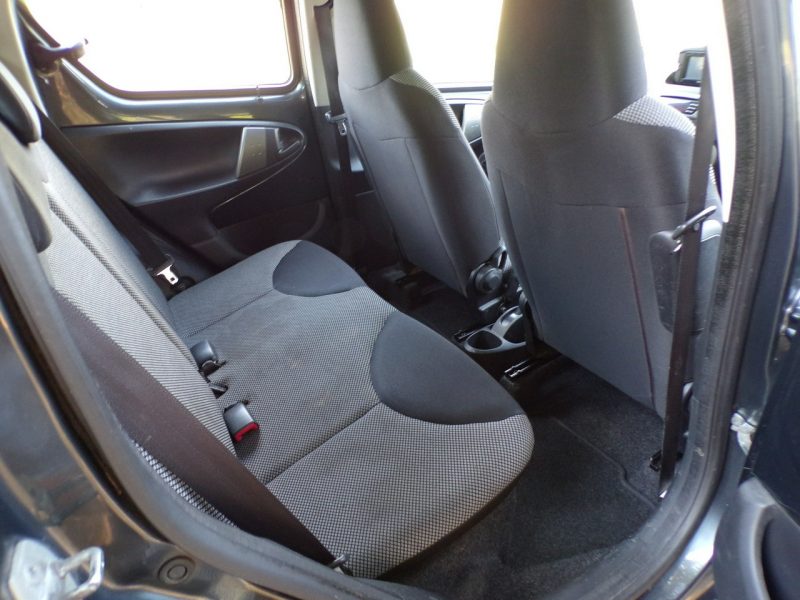Toyota Aygo Navigacja /LED/Klima /1,0 /2014r /I Właść I (2005-2014)