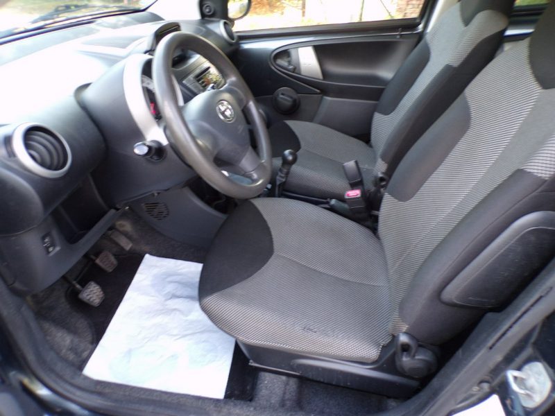 Toyota Aygo Navigacja /LED/Klima /1,0 /2014r /I Właść I (2005-2014)