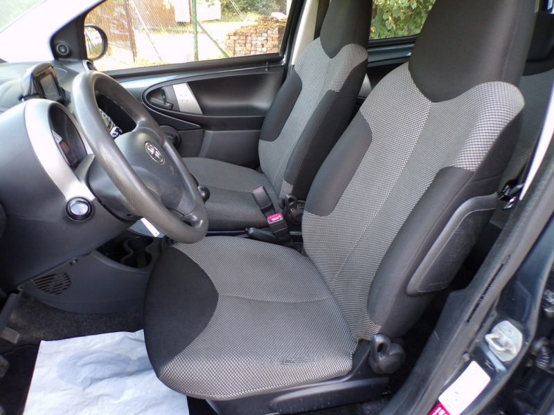 Toyota Aygo Navigacja /LED/Klima /1,0 /2014r /I Właść I (2005-2014)