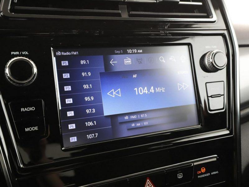 SsangYong Tivoli Historia serwisowa Klimatyzacja Czujniki parkowania El. szyby Bluetoot