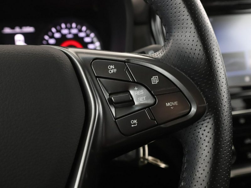 SsangYong Tivoli Historia serwisowa Klimatyzacja Czujniki parkowania El. szyby Bluetoot