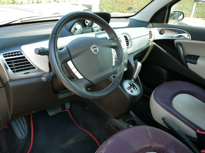 Lancia Ypsilon 1.4 16V 95KM Platino Automat Panorama -2xKlimatr -1 Wł od 8 lat III (2003-2011)