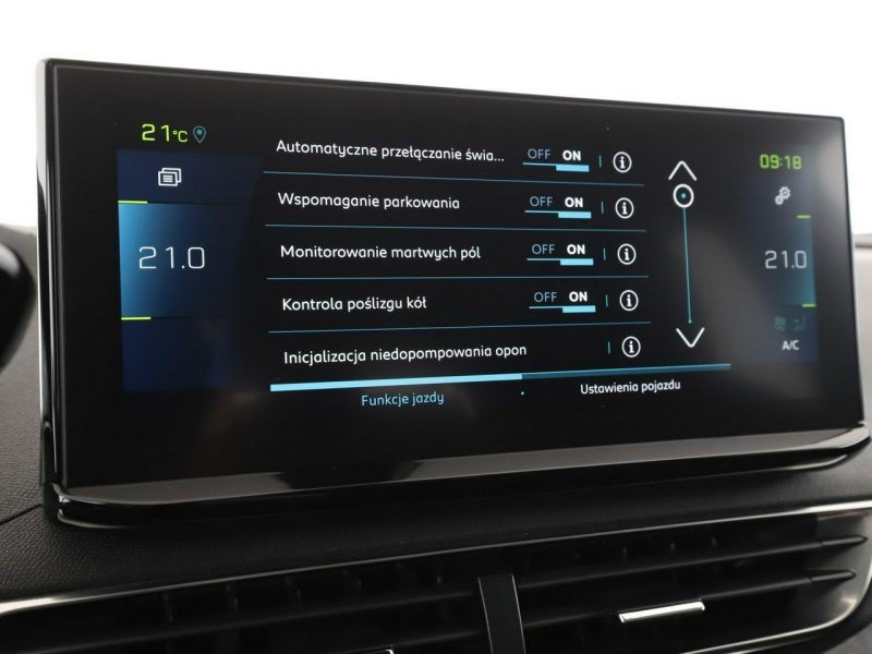 Peugeot 3008 FV23% Niski przebieg Historia serwisowa Plug-In Hybrid Navi Kamera II (2016-)