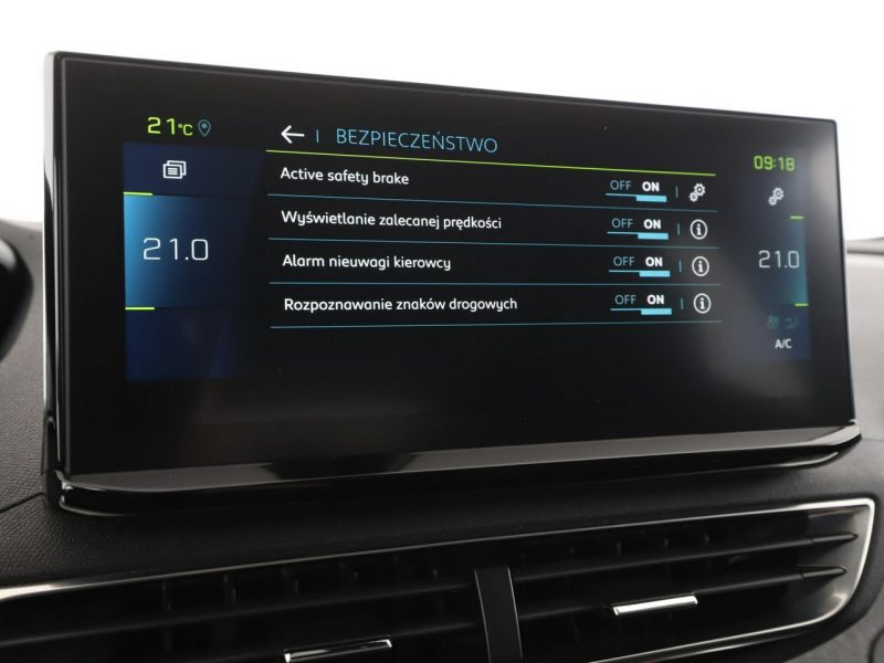 Peugeot 3008 FV23% Niski przebieg Historia serwisowa Plug-In Hybrid Navi Kamera II (2016-)