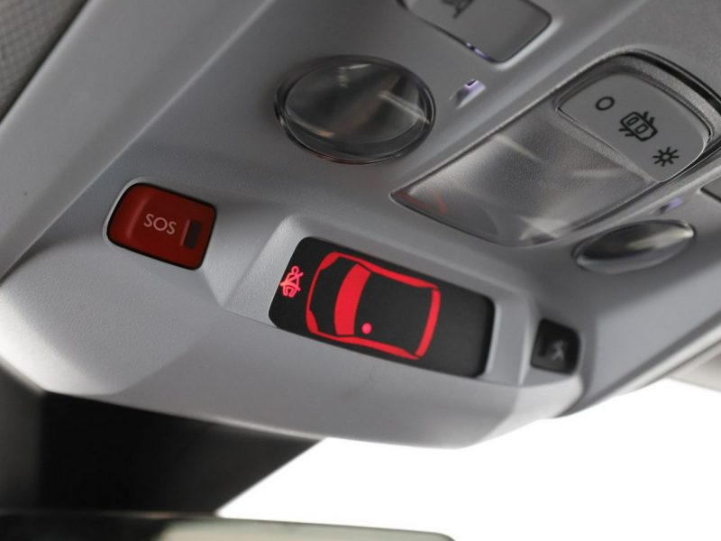 Peugeot 3008 FV23% Niski przebieg Historia serwisowa Plug-In Hybrid Navi Kamera II (2016-)
