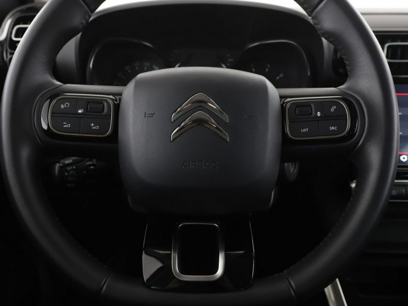 Citroen C3 Aircross PDC hak klima auto tempomat navi bluetooth