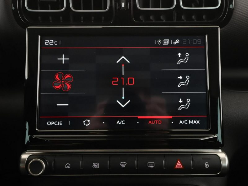 Citroen C3 Aircross PDC hak klima auto tempomat navi bluetooth